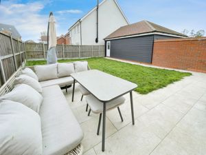 Woodford Walk- click for photo gallery